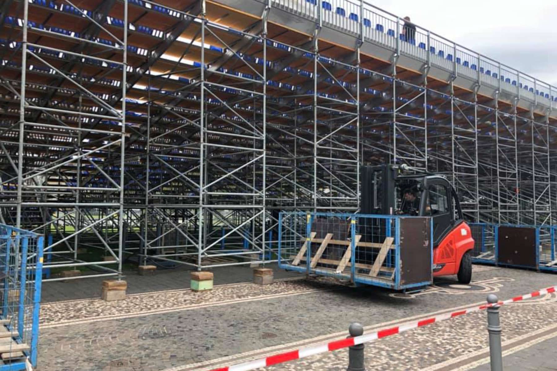 Bender Tribünen Bühnen Stadien Bad Schönborn Deutschland News119